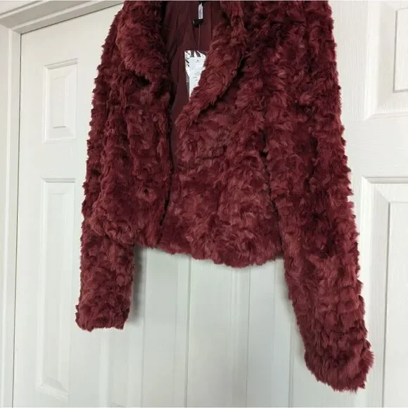 Bebe Gwenna Faux Fur Jacket New with tags - Picture 6 of 8